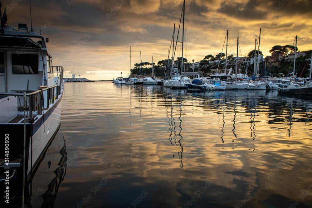 Ferienwohnung A 50M Du Port De Carry-Cote Bleue Exterior foto